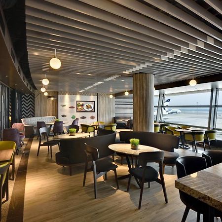 Hotel Plaza Premium Lounge Sepang Exteriér fotografie